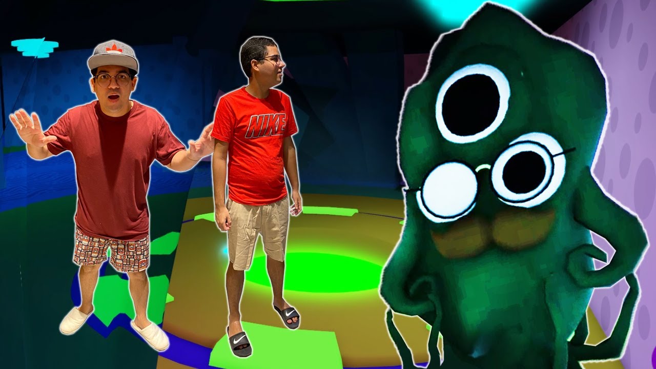 O MONSTRO GOSMA GIGANTE TENTOU NOS CAPTURAR DENTRO DO DISCO VOADOR!!! - Roblox Slimey