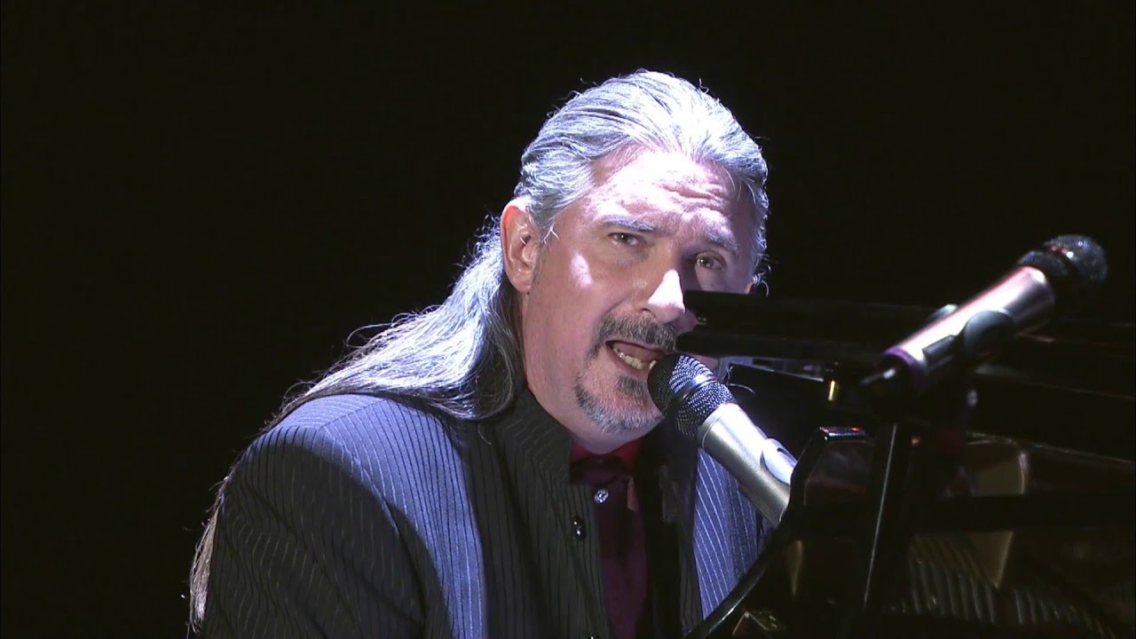 Matthew Lien in concert with Rimi Natsukawa