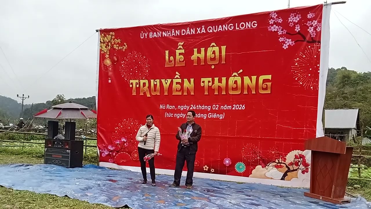 Hoàng ngọ hát sồm hội nà ran mời vân đường lên hát kết phi nong ơi thinh nơ 