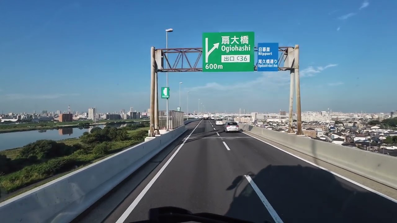 京葉道路〜首都高速7号〜中環〜板橋JCT〜5号線〜高島平まで、ただ走ってる動画です。