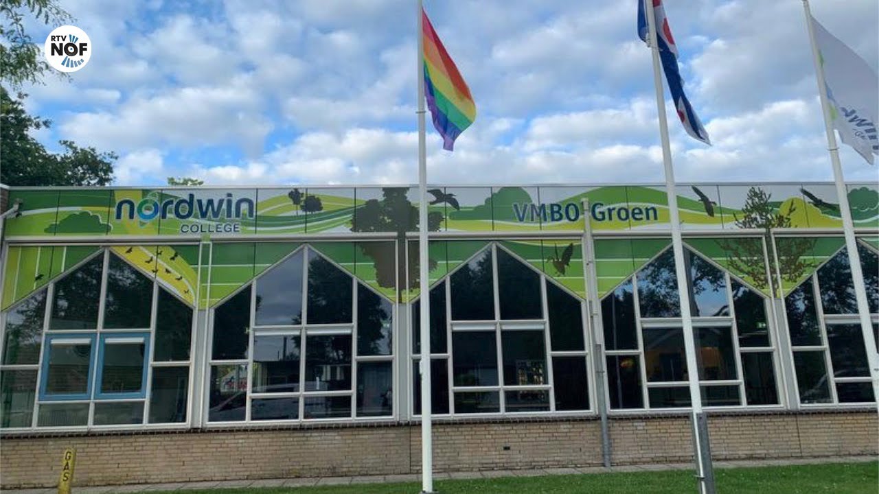 Feestelijke diplomering Nordwin College in Buitenpost