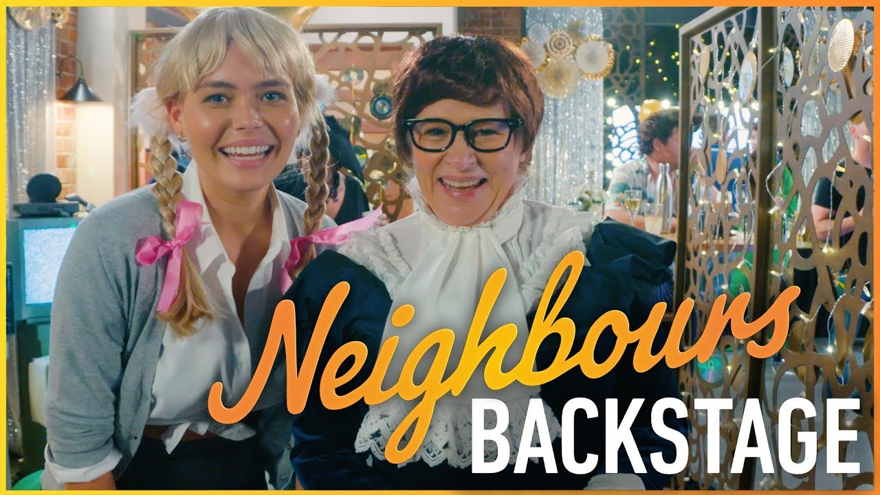 Neighbours Backstage - Toadie's 90s Birthday Party!