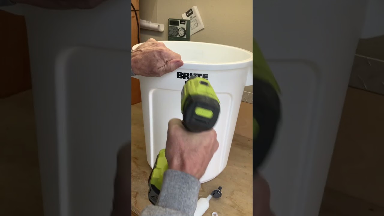 DIY Ten Gallon ROI Water Reservoir Tank for my Aquariums.