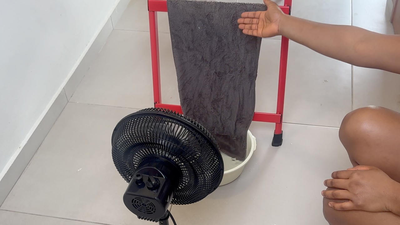 Secret Australian Trick to cool a room without AC  (Genius DIY)