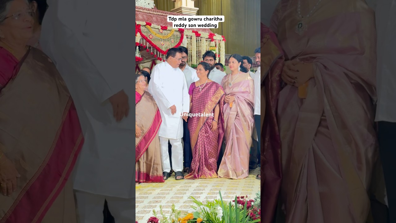 congress leader jana reddy entry at gowru charitha reddy son wedding in Hyderabad