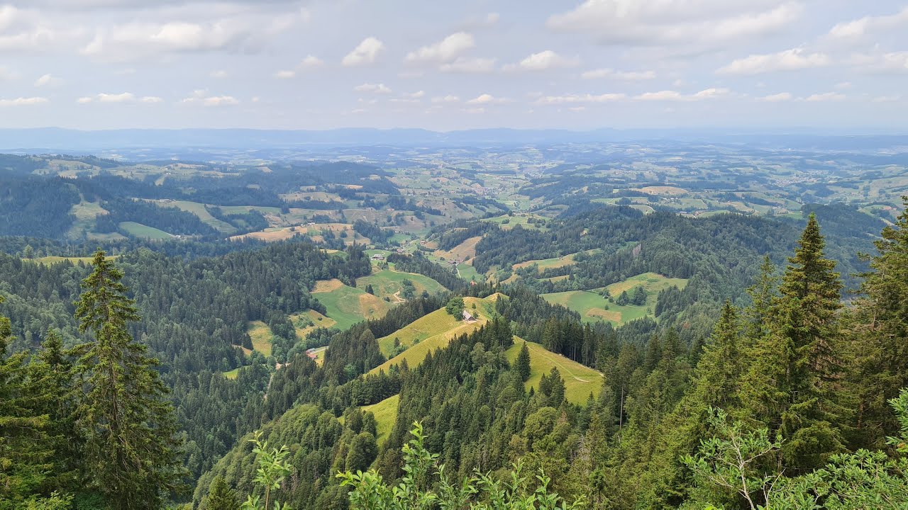 Von Escholzmatt auf den Napf, der Kantonsgrenze Bern/Luzern entlang