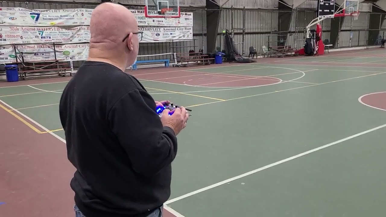 Goosky S1 flight indoors at the Watervliet Dome.