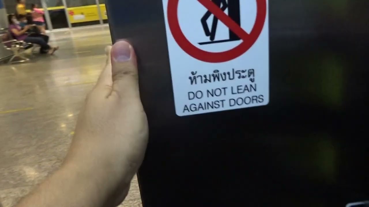 MITSUBISHI TALKING ELEVATOR [GPQ LIFT] STANDARD 2 AT MRT SI LOM BANGKOK METRO THAILAND