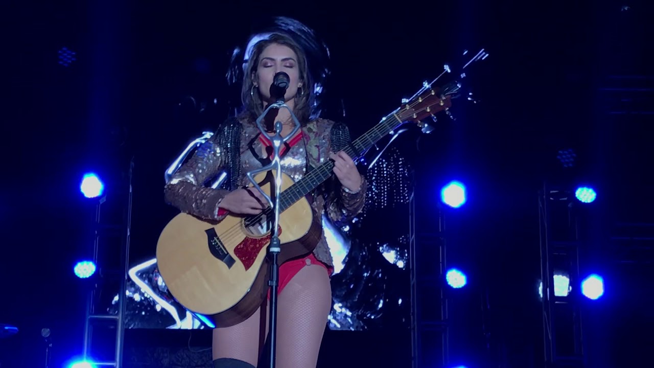 Así es amar - María León