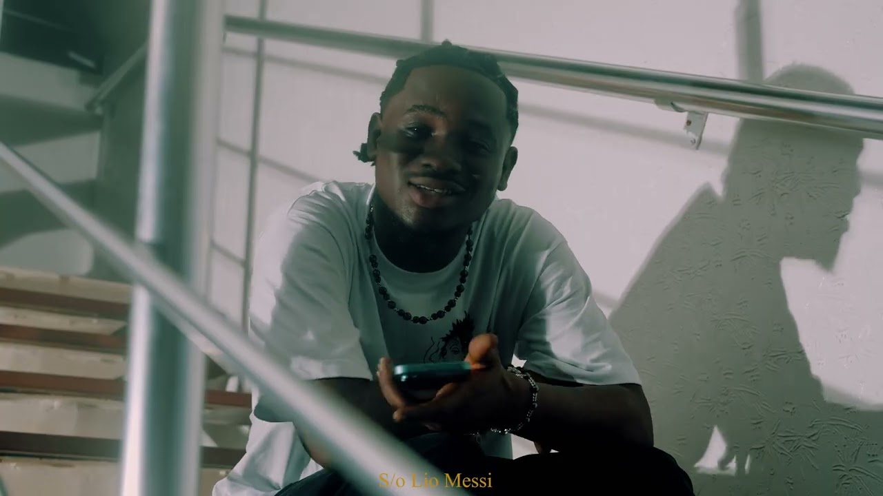 EYESRED – HOODTRAP CTN (Clip Officiel) | Eyesred Music 