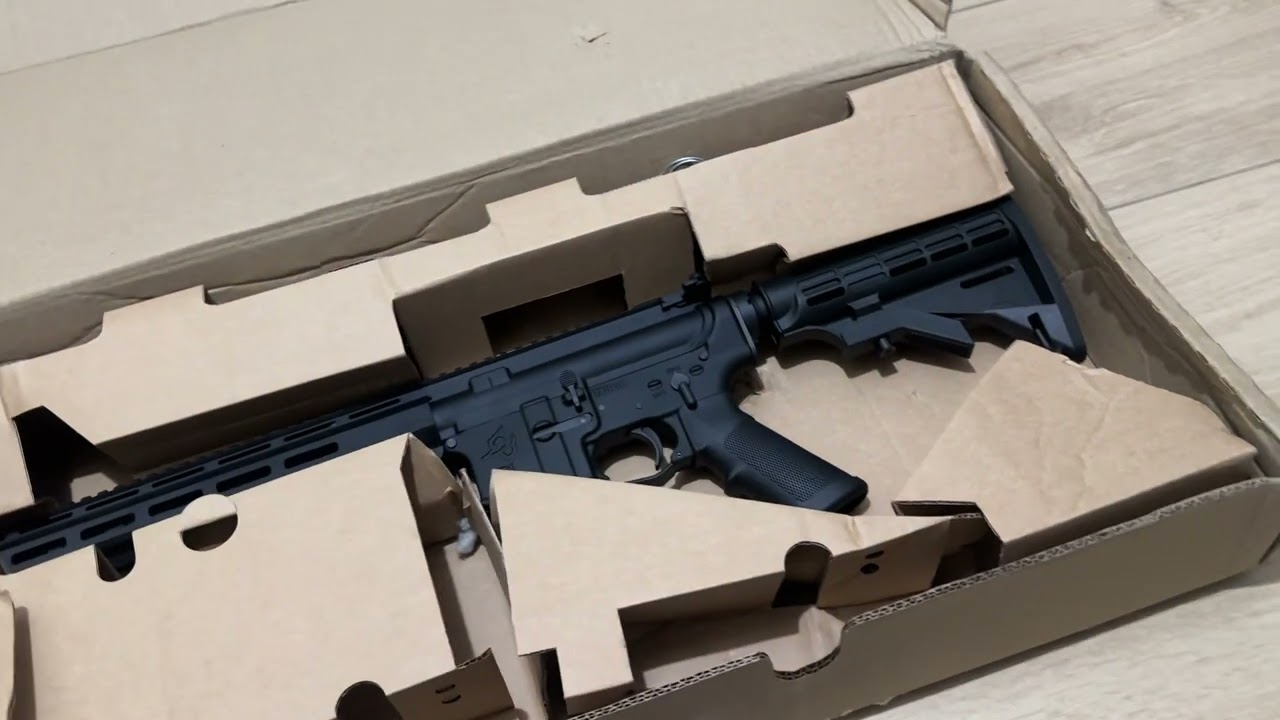 Unboxing Taurus T4 Flat Top