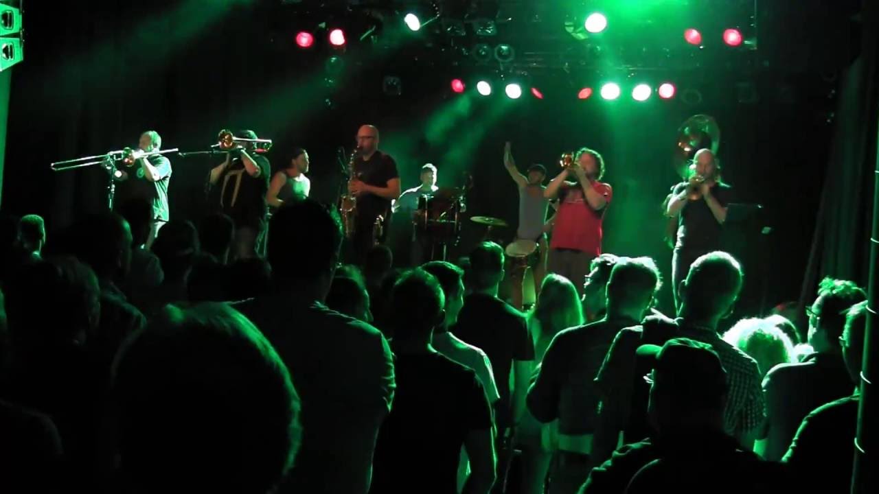 Youngblood Brass Band - Umbrella (Rihanna)