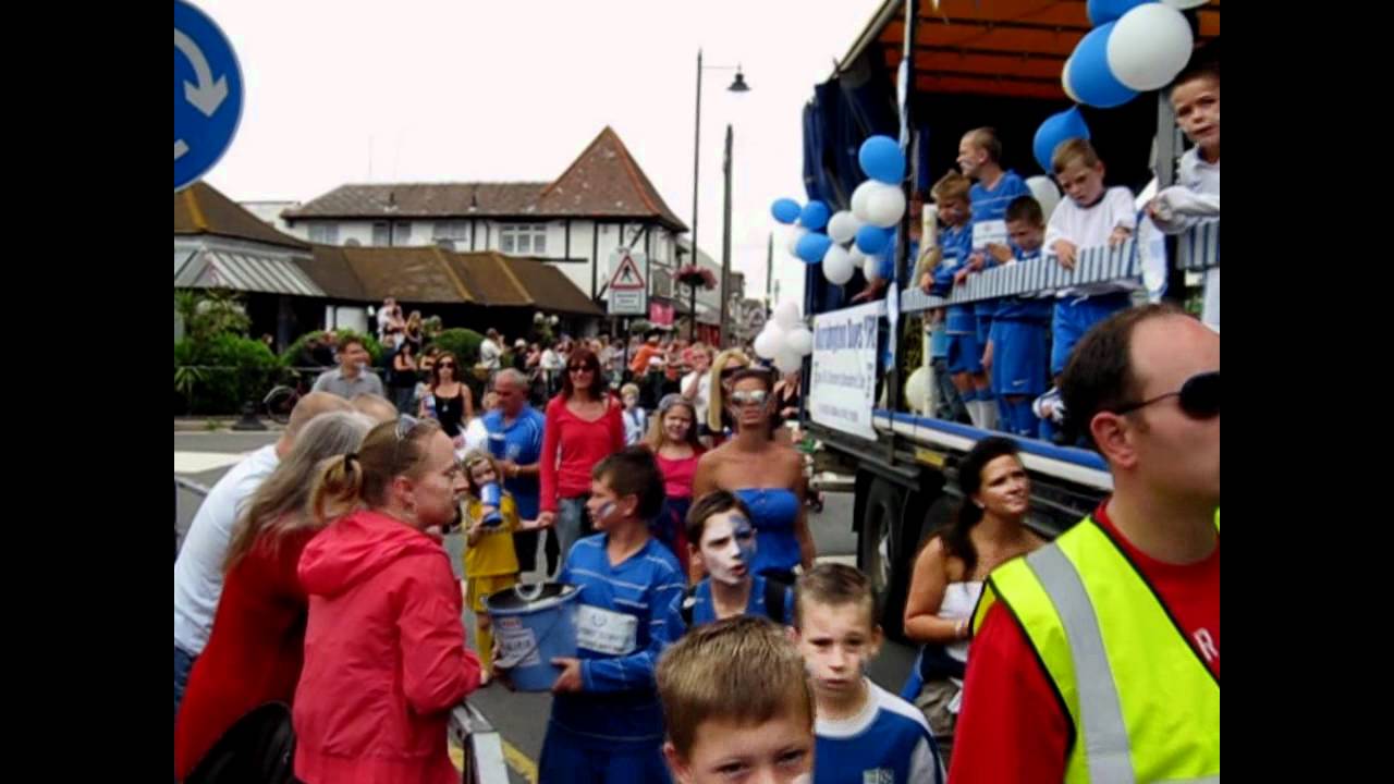 Canvey Island Carnival Parade 2011