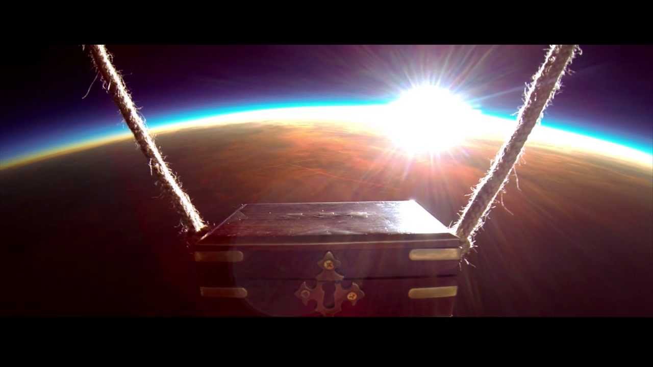 Fingers Crossed - High Altitude Sunset 2.7K / 1440p