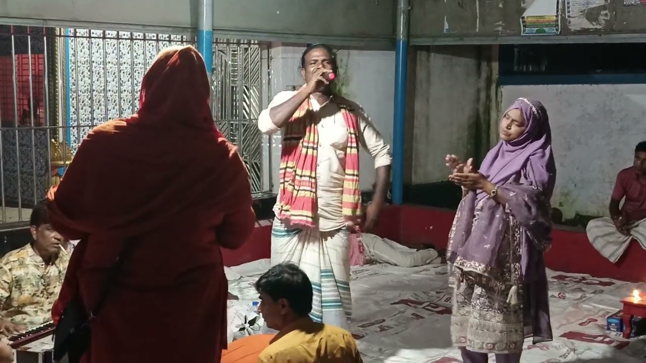 গ্রামের শিল্পী মুর্শিদি গান সে যে দিয়াছে ফাঁকি।