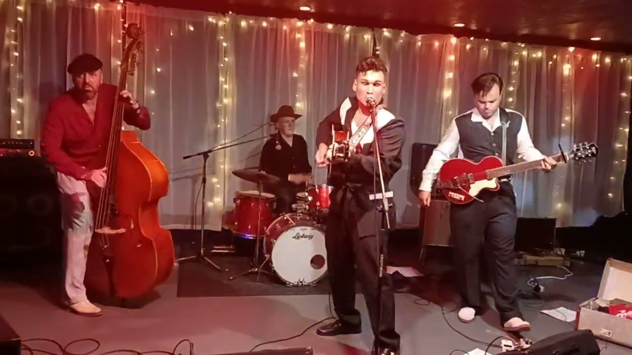 Toto and The Raw Deals - Senior Class (Earlseaton Rockabilly Rumble 2023)