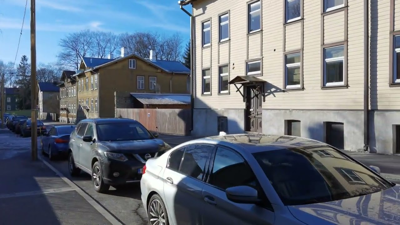 Tallinn - 4K - Pelgulinn city area - From Heina street - 2022