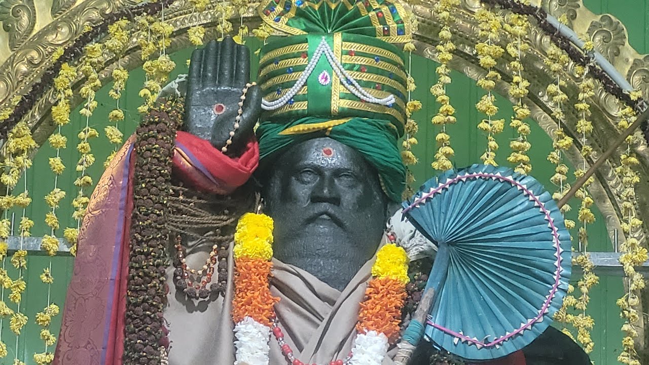 பரம்பொருள் யோகி ராம்சுரத்குமார் ஆராதனை தினத்தில் யோகிக்கு அகண்ட நாமத்தில்