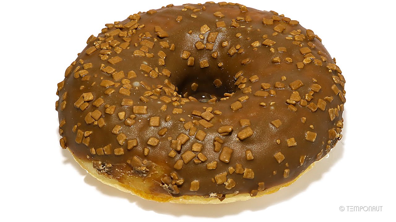What Happens To a Donut in Water? - Timelapse