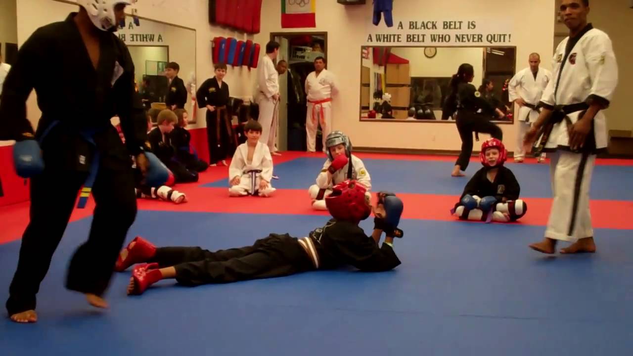 Awesome sweep - Warren Levi Karate