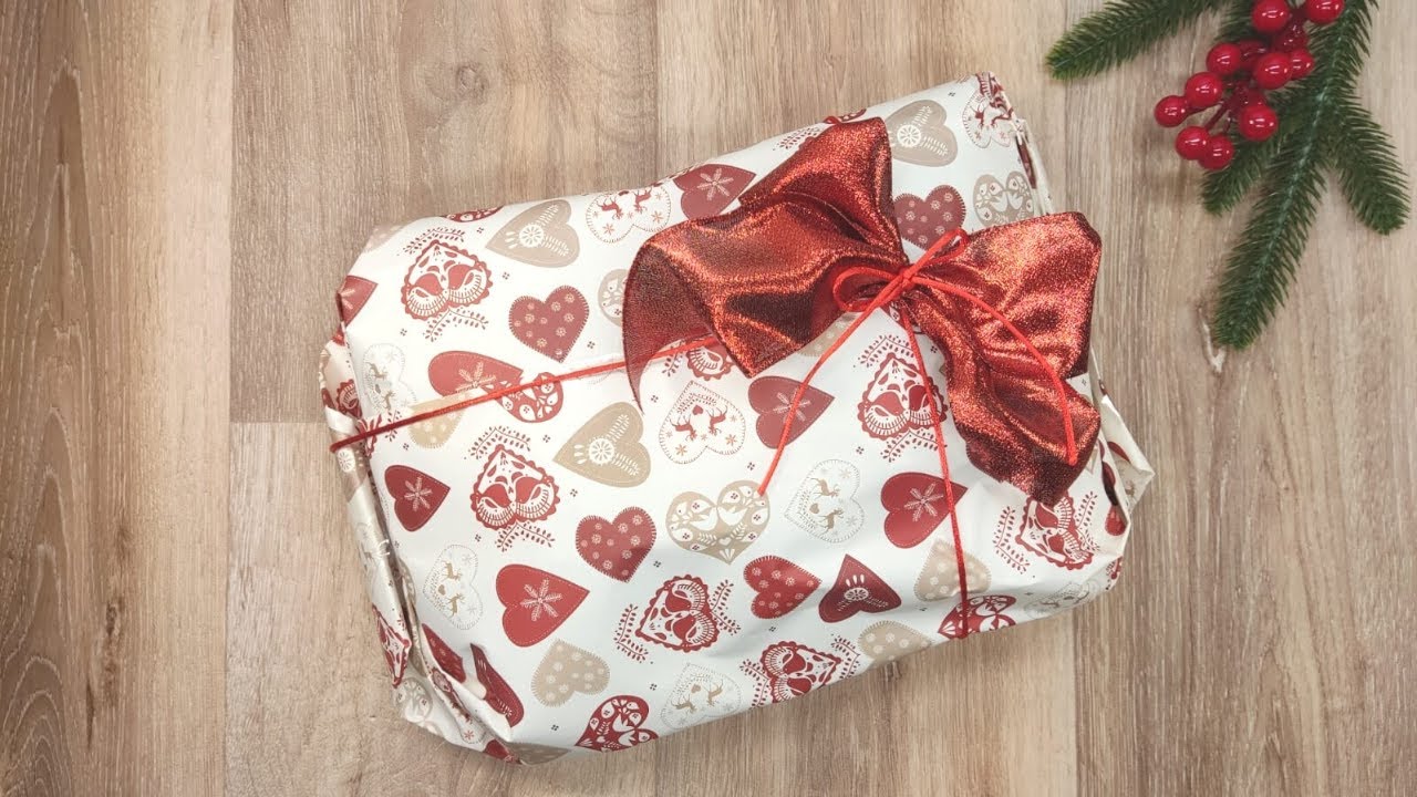 Tutorial Tassotti: preparare un pacco regalo con un maglione