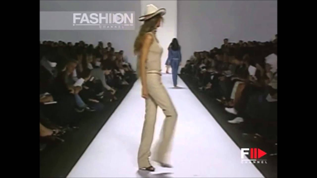 Gisele Bundchen   Marc jacobs Spring Summer 2000
