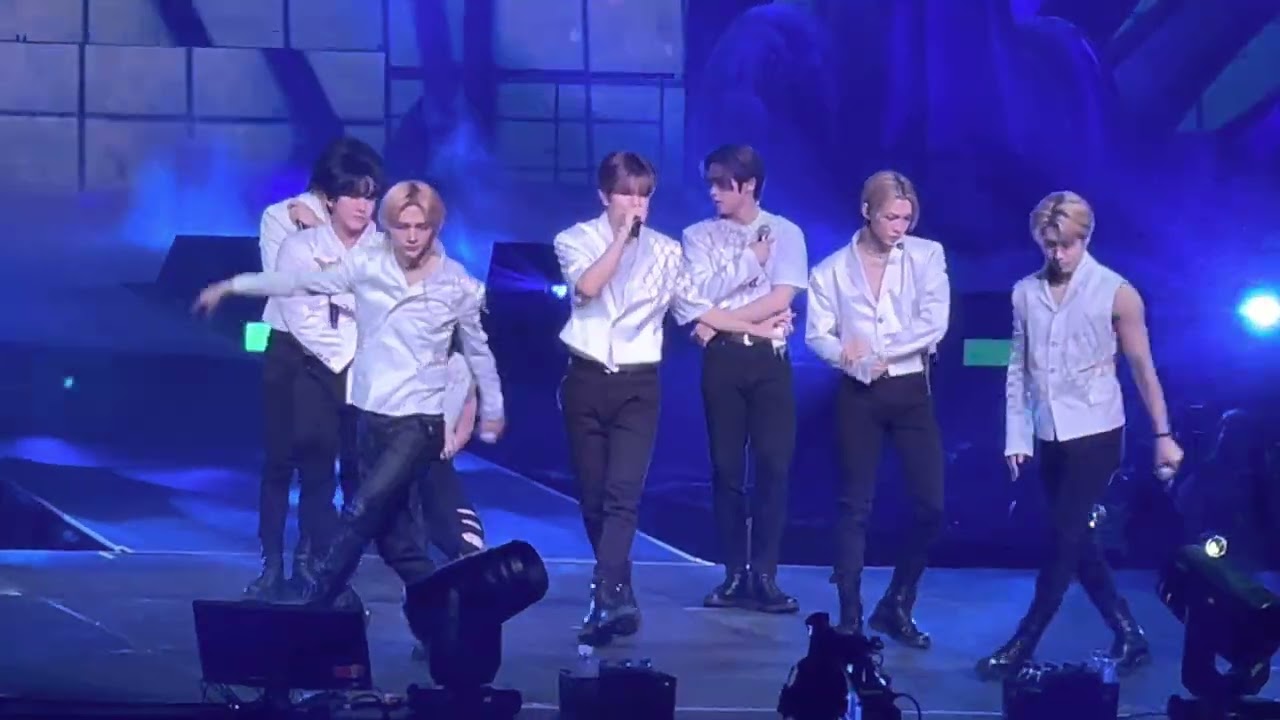 VENOM | STRAY KIDS (스트레이 키즈) MANIAC WORLD TOUR MELBOURNE | 02/18/23 | 4K