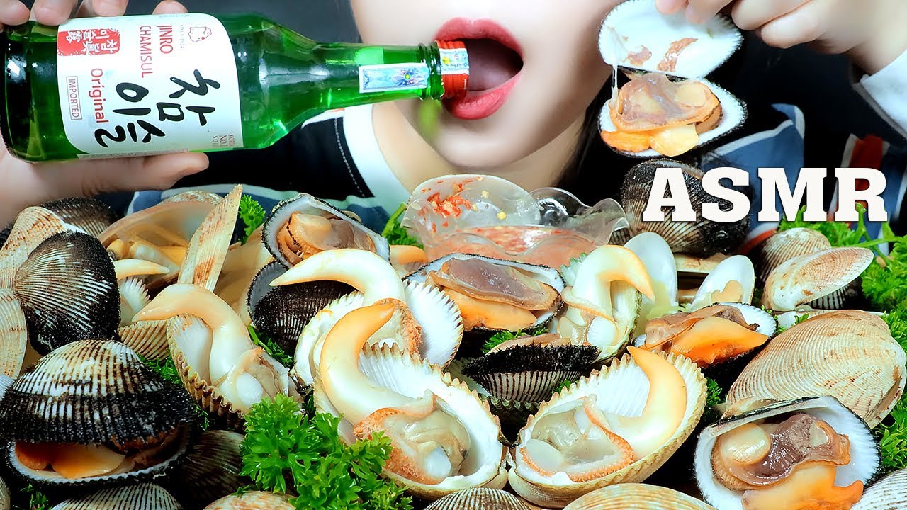 ASMR CLAMS PLATTER AND SOJU (ELONGATE COCKLE,FAT HAIRY CLAMS,TURGID VENUS CLAM) LINH-ASMR