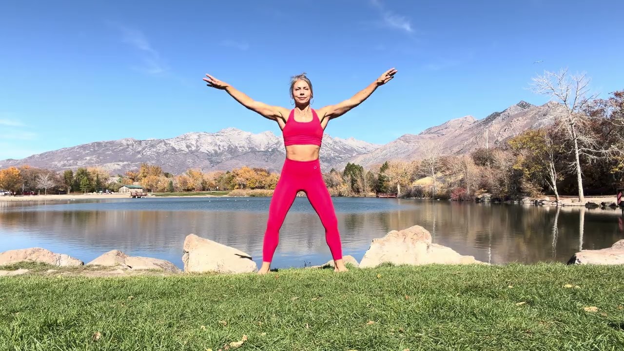 13 minute follow along Tai Chi/Qi Gong Inspired Routine 