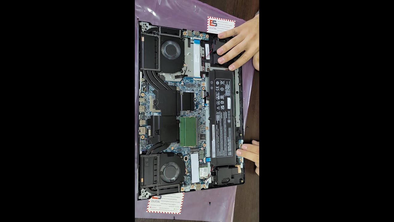 Erazer Defender 17 P1 MD600008 Detaylı inceleme +Teardown (İcini S&ouml;kt&uuml;k) + SSD  Y&uuml;kseltme İşlemi