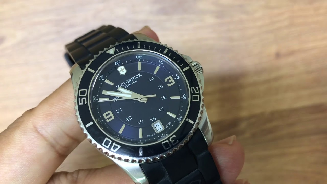 Victorinox Maverick 241610 watch