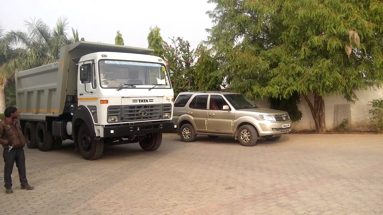 TATA LPK 2523 BOX TIPPER NOS 10