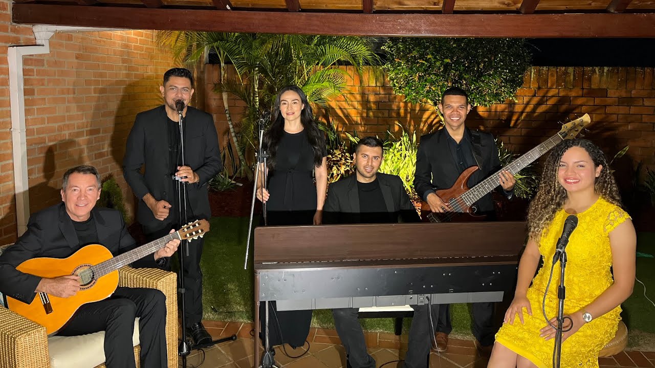Milagroso, abres camino / Aquí estas (WAY MAKER)  cover 