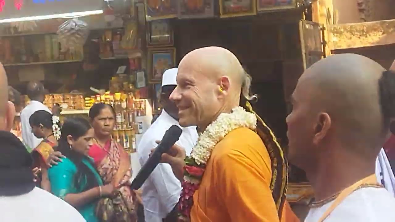 परदेशी नागरिक सुद्धा विठ्ठल भक्त व्हिडिओ आवडला तर सबस्क्राईब करा लाईक करा 