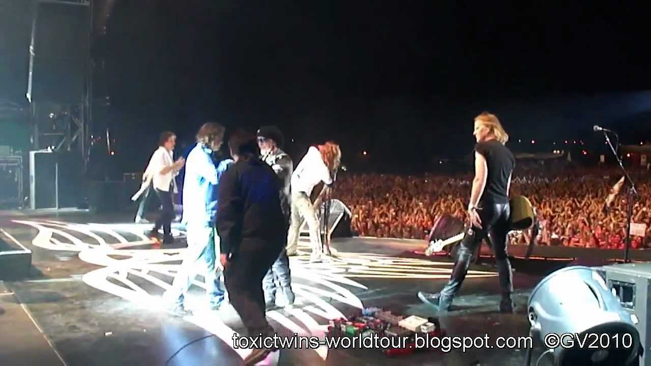 AEROSMITH HEINEKEN JAMMIN' FESTIVAL HD - 03 JULY 2010 VENICE ITALY  END OF THE SHOW