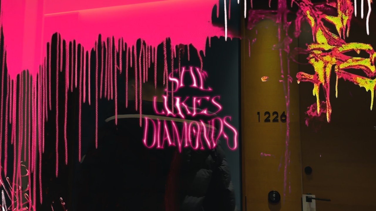 INDY - SHE LIKES DIAMONDS