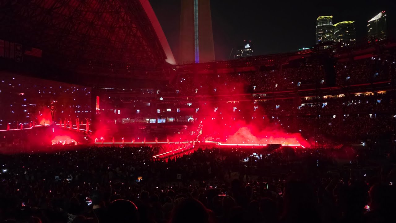 São Paulo - The Weeknd Live Toronto Rogers Center Night 1