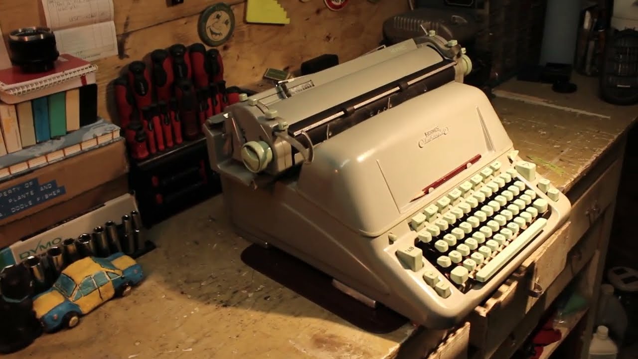 Review ~ 1963 Hermes Ambassador Standard Typewriter