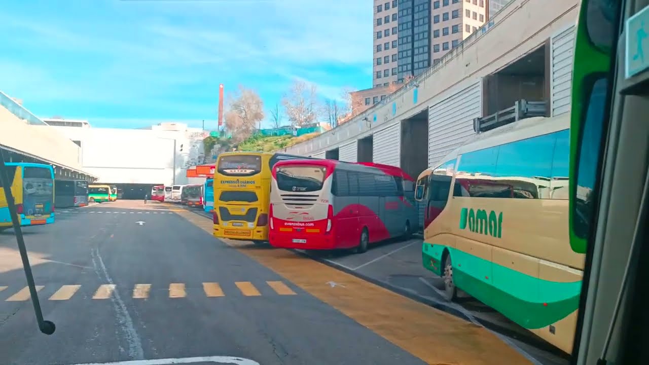 Estación Sur de Autobuses Madrid España 2024 VIDEO 4K ( Linea 423 Madrid Aranjuez) Méndez Álvaro