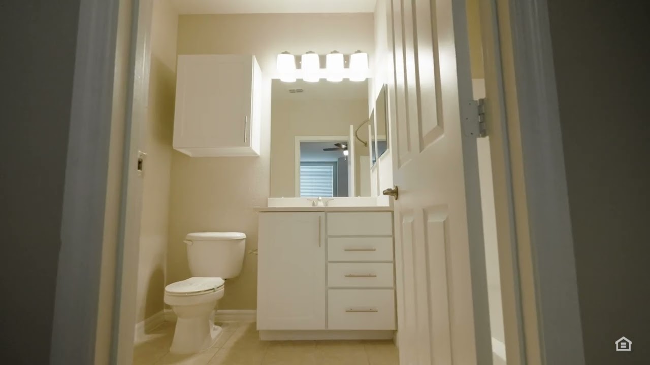 The Debra Metrowest | New Apartments in Orlando, FL