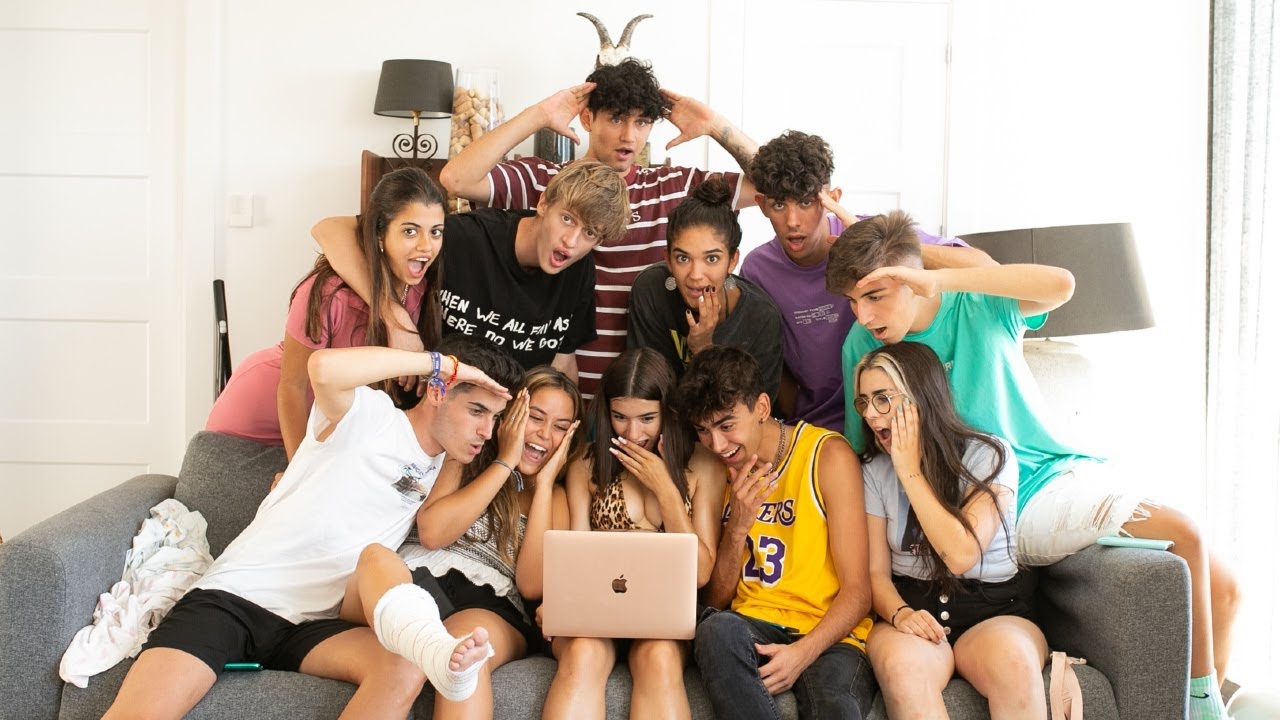INFLUENCERS REACCIONAN A MI VIDEOCLIP | @victoriacarotudela