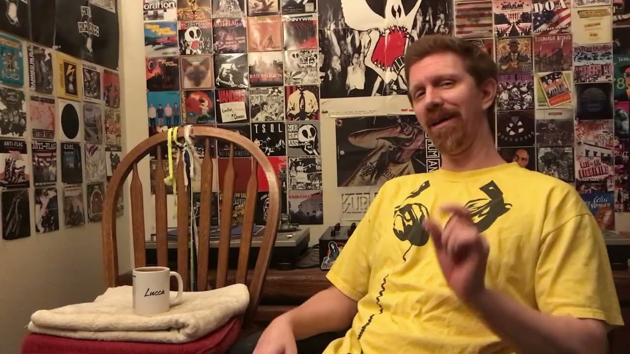 Shnootz - Reaction Video (The Cure - Lovesong)