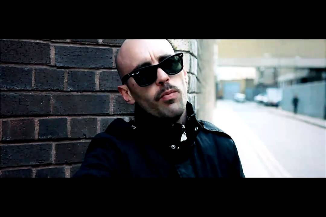 Grems ft. Foreign beggars - Broka Billy / Machinedrum remix