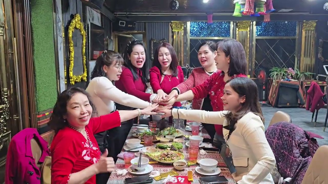 Hết 1 năm nhận lại nhiều tình cảm từ mọi người...Ps/ CLB mầm non tư thục phường Hoàng Liệt