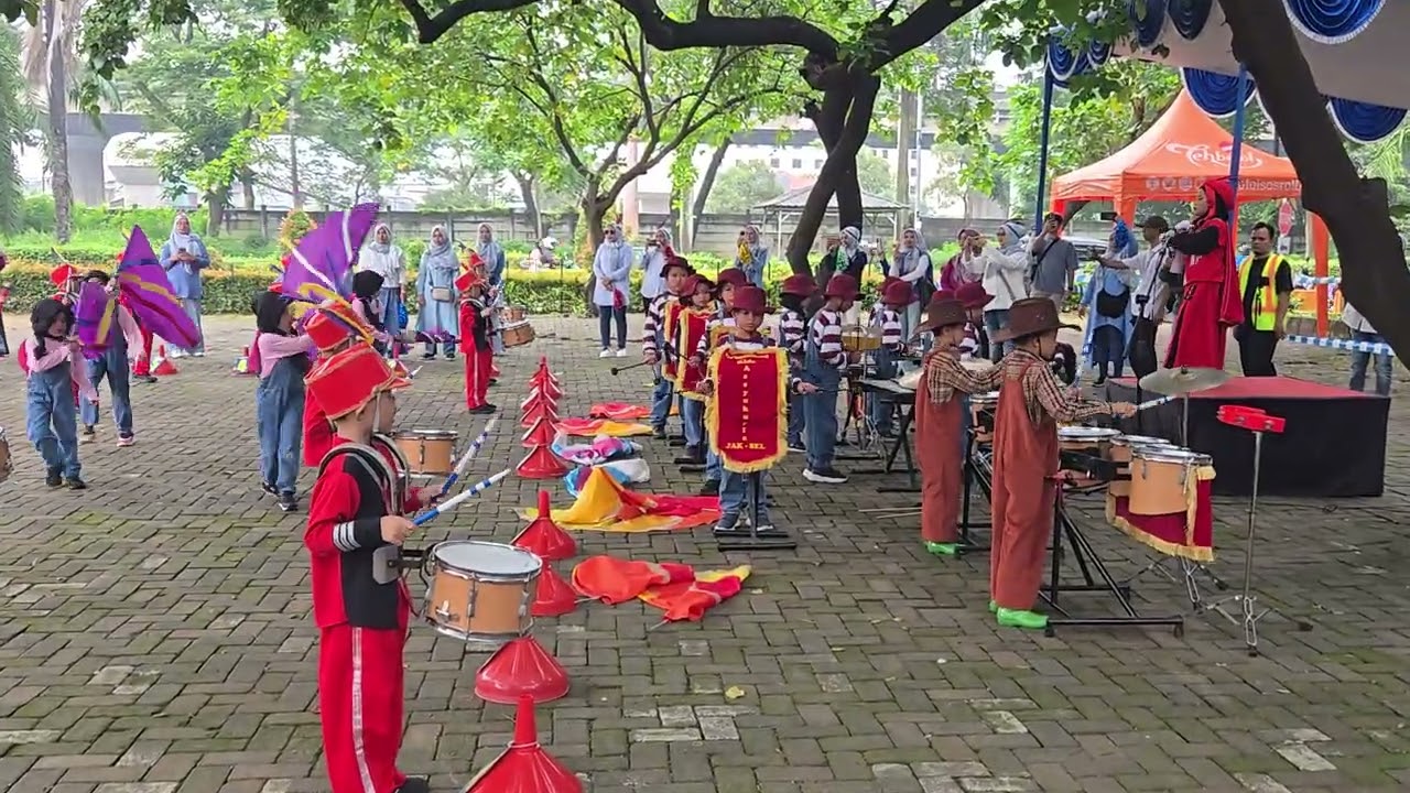Ade lomba drumband di ancol