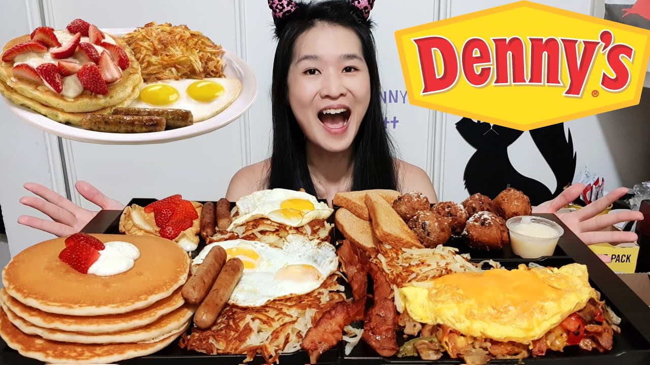 ГРАНДИОЗНЫЙ ЗАВТРАК DENNY'S в Лос-Анджелесе! Пышные блинчики, омлет, бекон и яйца — Mukbang Asmr