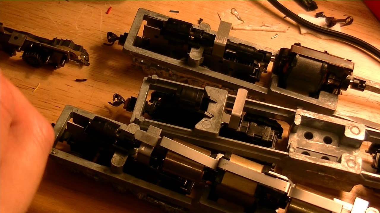 Athearn pa frames, new vs old.