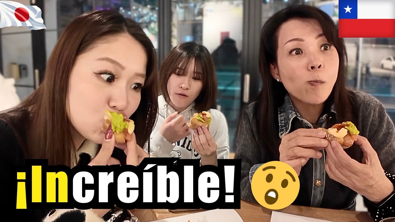 3 japonesas prueban un COMPLETO chileno 🇨🇱 (¡uno para las 3!)