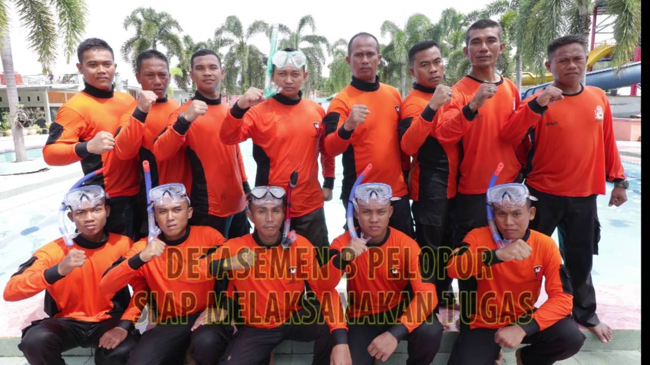 LATIHAN SAR AIR DETASEMEN B PELOPOR