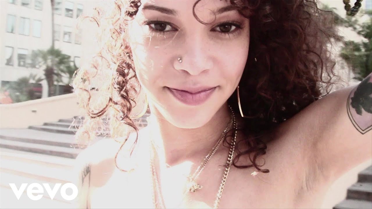 MARZ Lovejoy - Love Bullet Gun